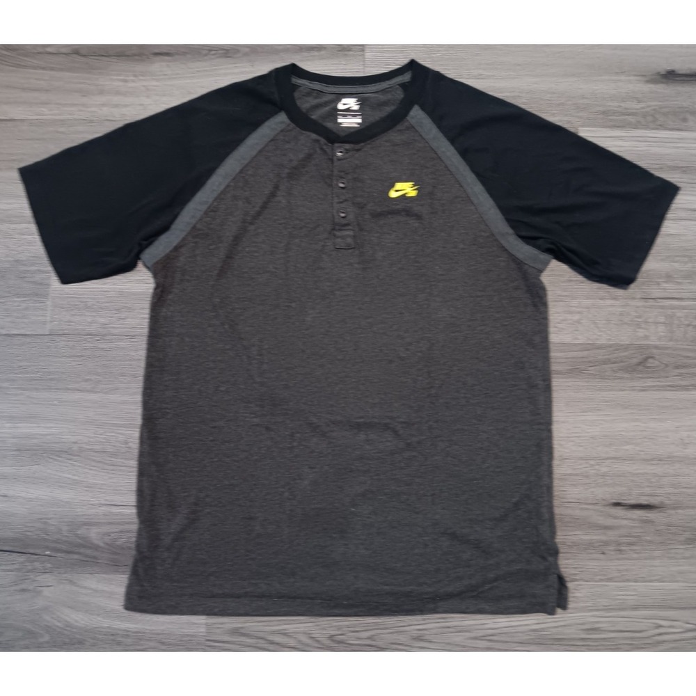 Nike SB Men's Charcoal Gray & Black Touch David‎ Henley T-Shirt Size Medium